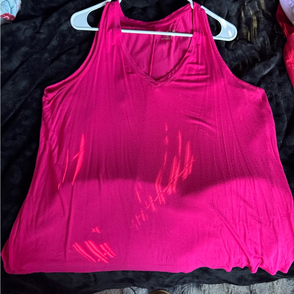 ☘️☘️Time and Tru Bright Pink Tank Top